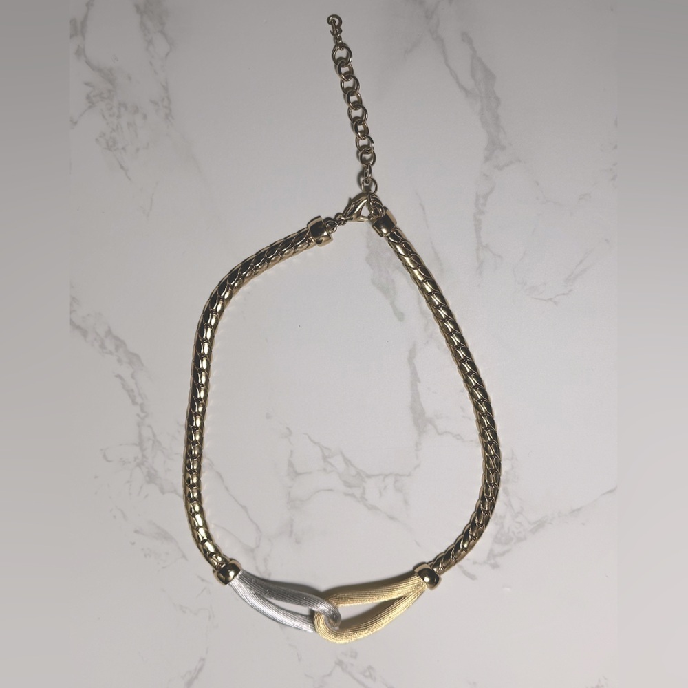 Authentic & Rare Vintage BURBERRY Necklace | Beautiful Vintage Designer Necklace - Picture 10 of 11